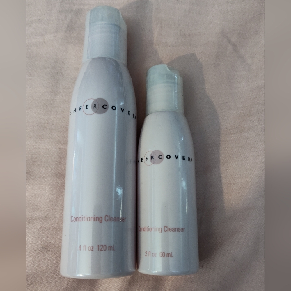 NWT!! Sheer Cover Conditioning Cleansers (4oz & 2oz)